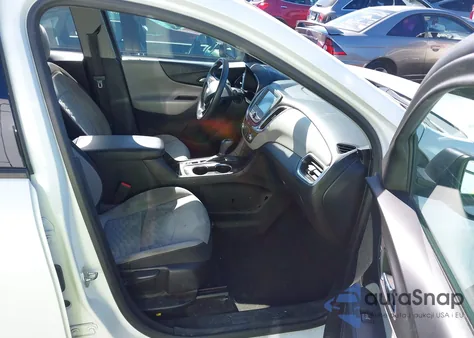 2018 Chevrolet Equinox Ls from USA, damaged, VIN 2GNAXHEV1J6312282